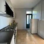 公寓 With Shared Kitchen 