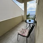 With Shared Kitchen 